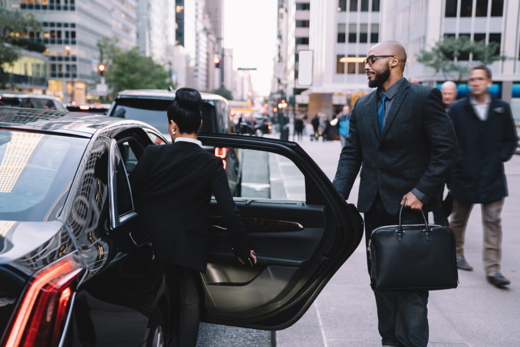 What Is KingKabs and Why Choose Us for Corporate Travel? 